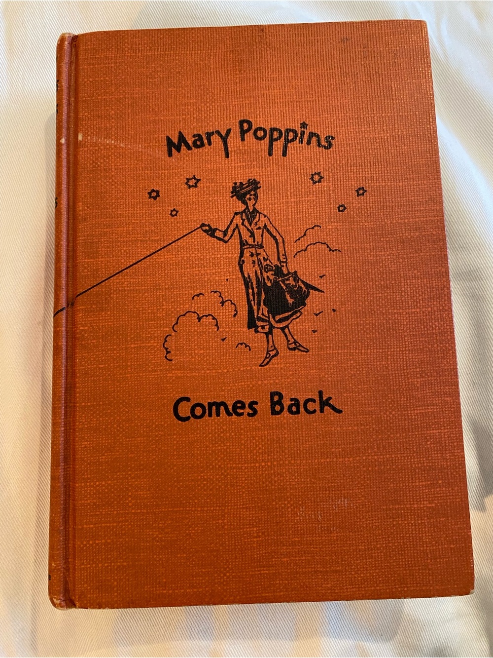 Mary Poppins Comes Back - Orange Hardcover
